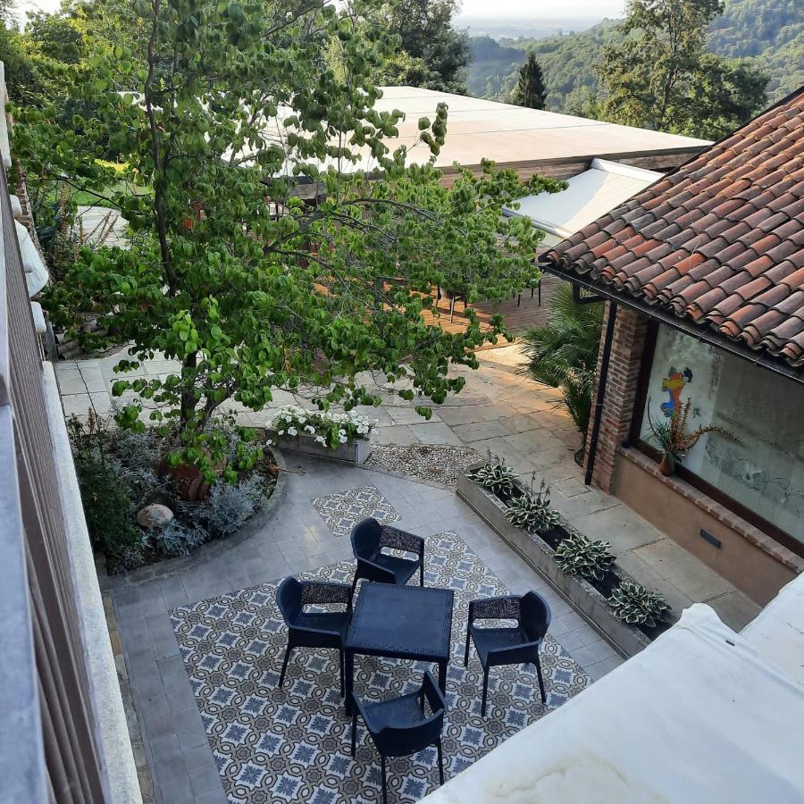 Segnavento -Rooms And Suites- Manta Exterior foto